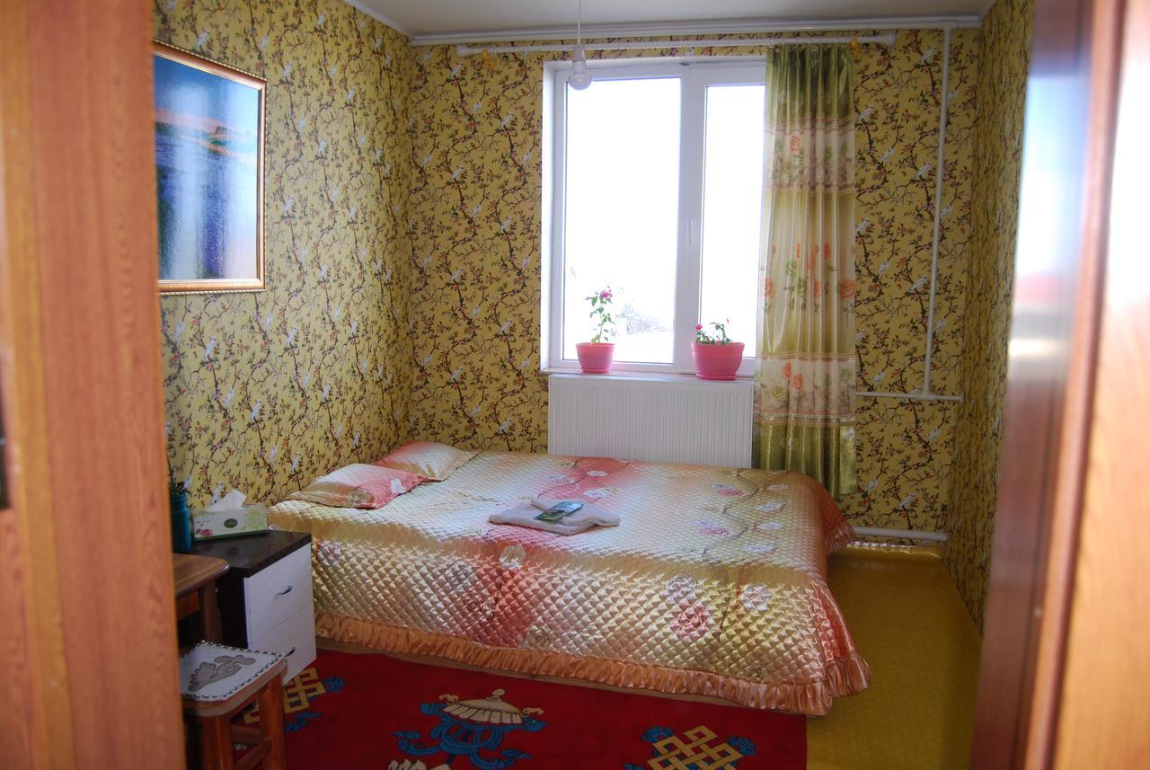 Gaya'S Guest House Harhorin Bagian luar foto